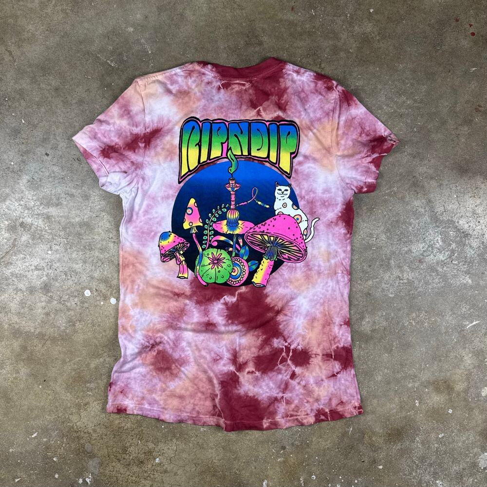 RIPNDIP Tie Dye T-Shirt Women’s Medium Cat Mushroom Trippy Graphic Tee Pink‎
